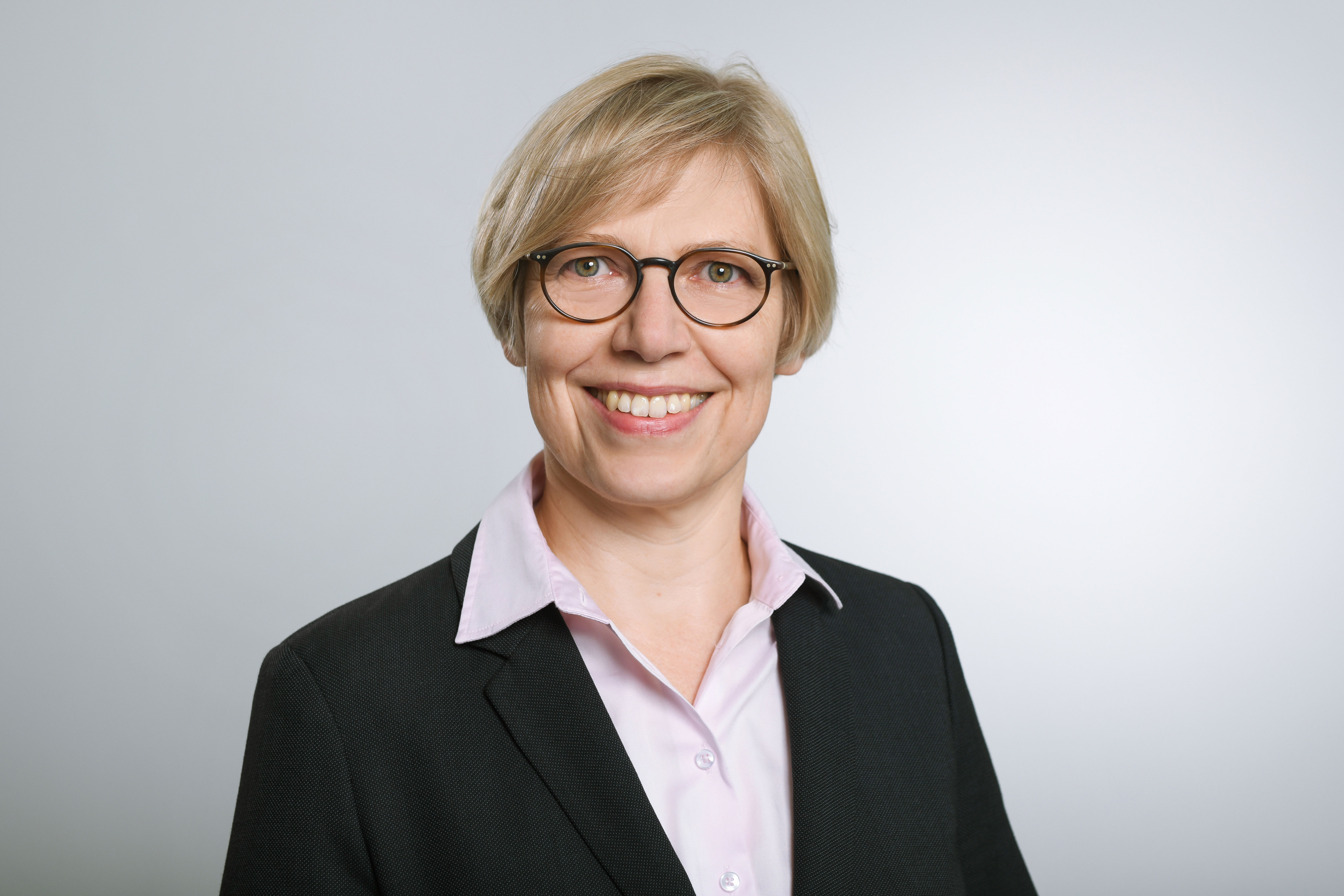 Dr. Sylvia Zühlke